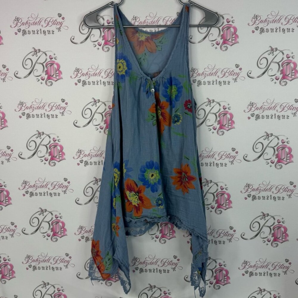 Tank top long asymmetrical hem fairy 🧚 bottom Floral Blue Sleeveless Top
